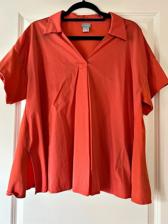Chico's Tops - Chico's Short Sleeve Blouse in Coral.  Woven front and Knit Back and Sleeves